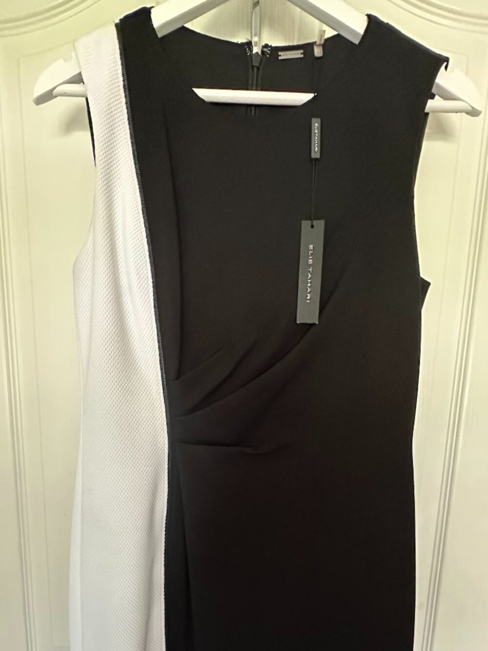 ELIE TAHARI AMELIA BLACK/WHITE COLOR BLOCK RUCHED DRESS WITH ZIPPER DETAIL NWT